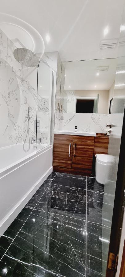 Double King Suite, Canary Wharf Waterfront ลอนดอน ภายนอก รูปภาพ