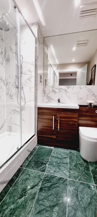 Double King Suite, Canary Wharf Waterfront ลอนดอน ภายนอก รูปภาพ