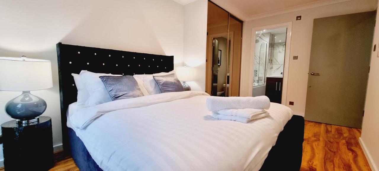 Double King Suite, Canary Wharf Waterfront ลอนดอน ภายนอก รูปภาพ